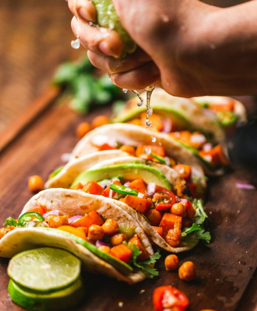 القوائم الرقمية للسناكات ومطاعم الوجبات السريعة في المغرب
